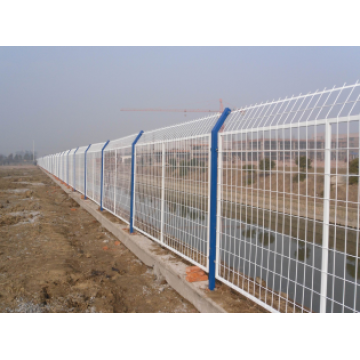 Cerca de la seguridad del aeropuerto valla de acero, panel de la cerca